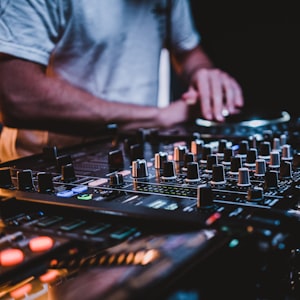 100 - DJ Jeff - Saweetie - Tap In Remix (Scratch Hype Redrum) 5A - 精选电音、HIPHOP